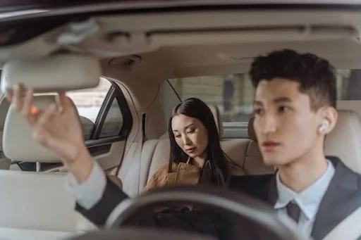 Premium Chauffeur Services: Experience Luxury, Comfort, and Professionalism chauffeur service